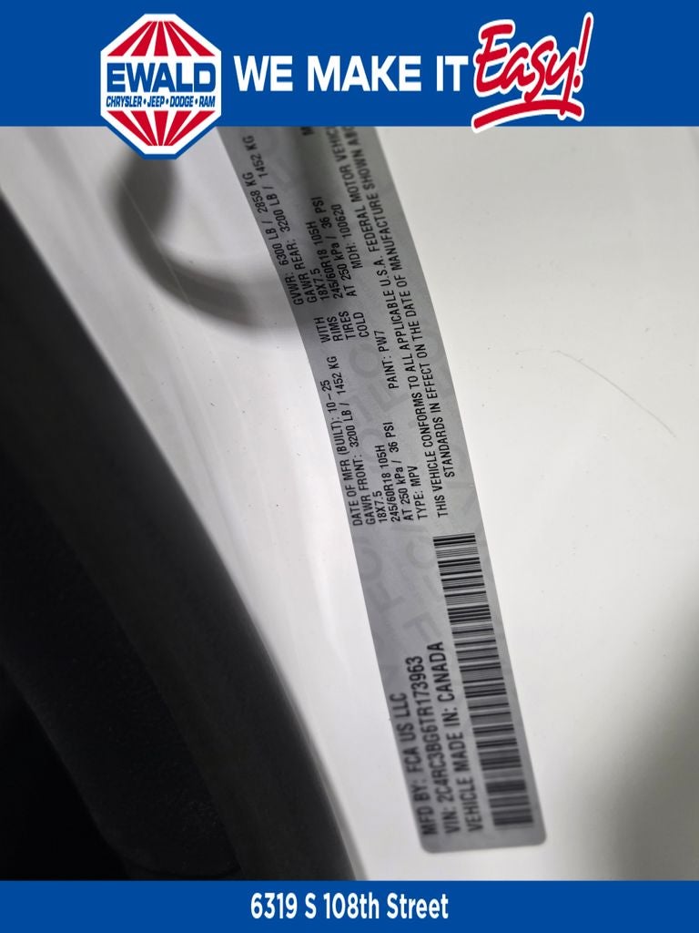 2026 Chrysler Pacifica Select