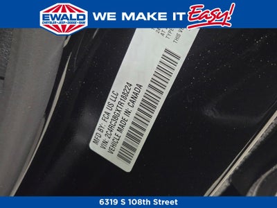 2026 Chrysler Pacifica Select