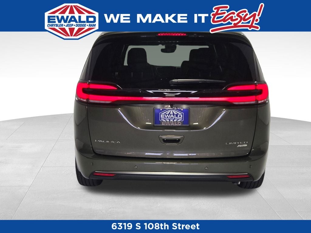 2027 Chrysler Pacifica Limited