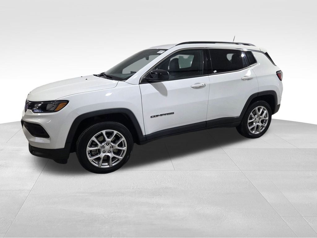 2023 Jeep Compass Latitude Lux