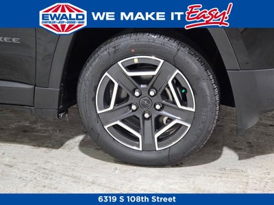 2026 Jeep Cherokee Laredo