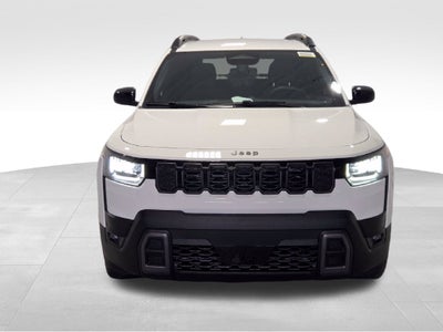 2027 Jeep Cherokee Laredo