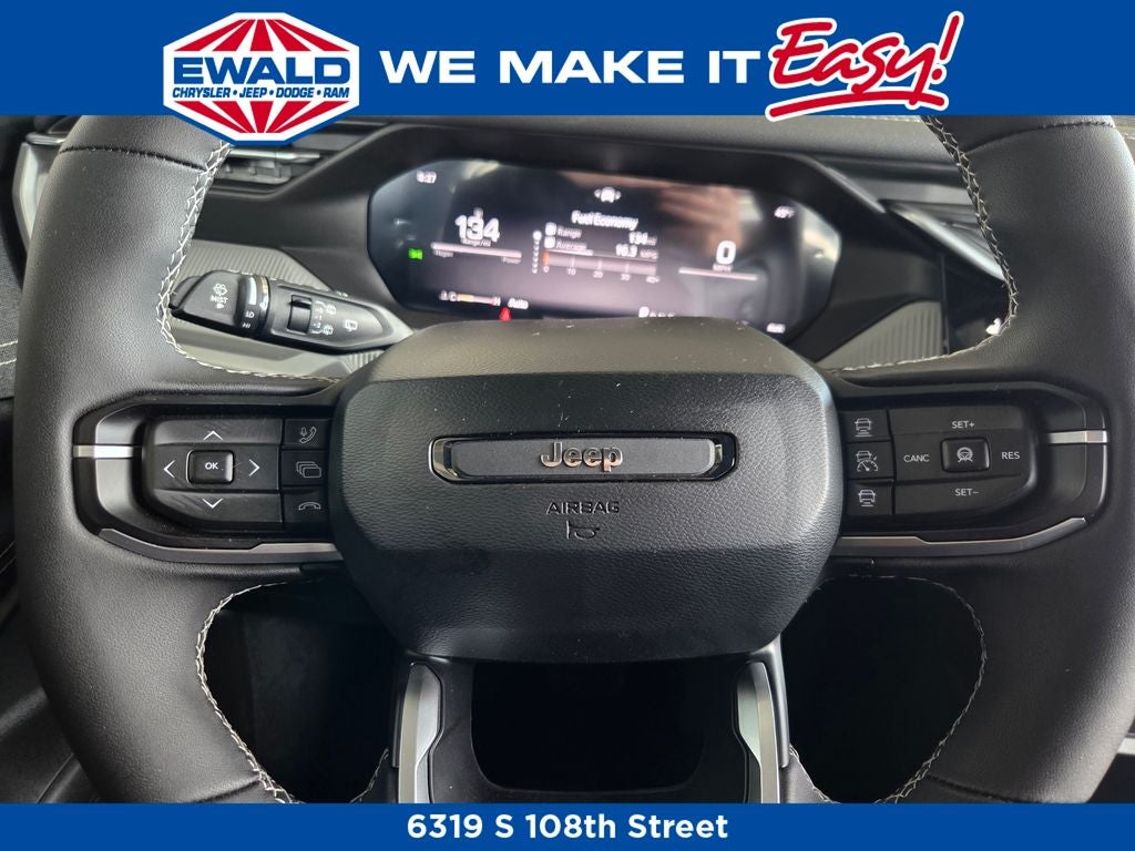 2026 Jeep Cherokee Laredo