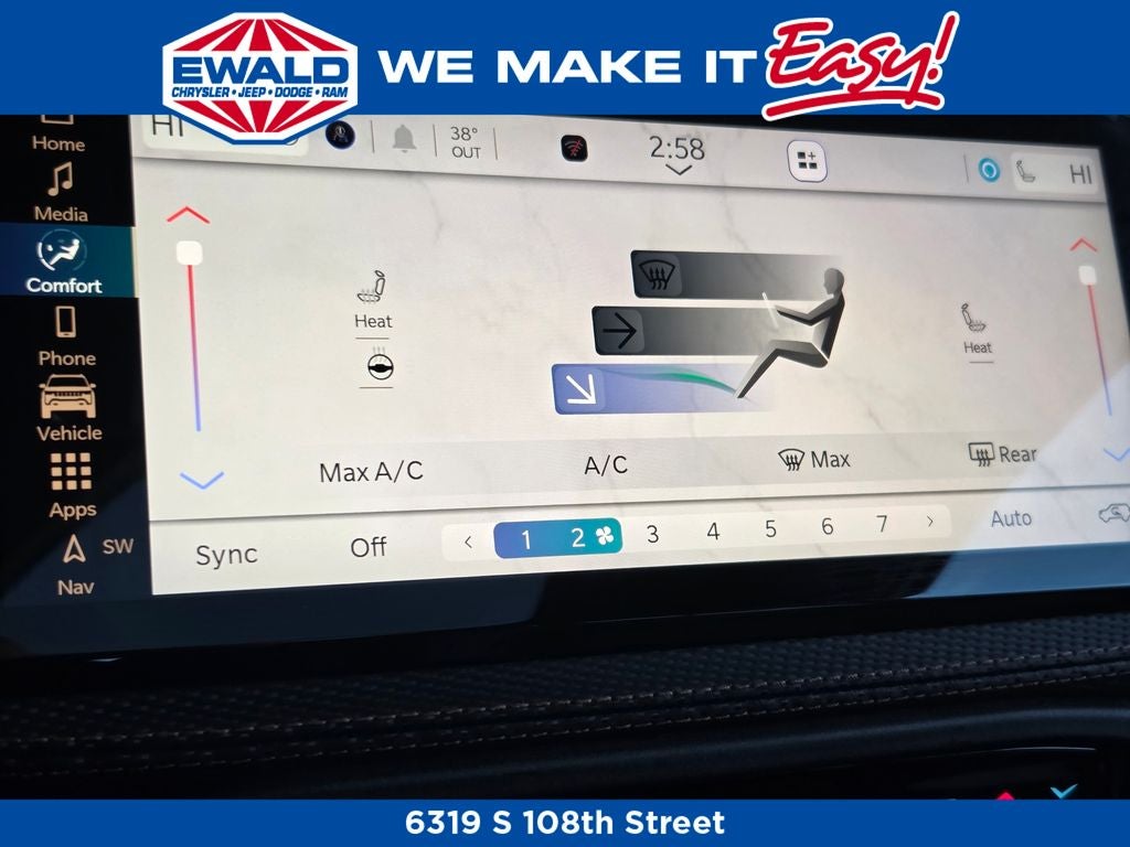 2026 Jeep Cherokee Overland