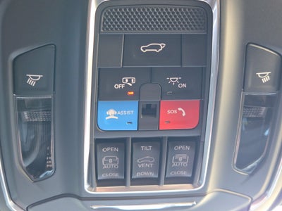 2027 Jeep Cherokee Overland