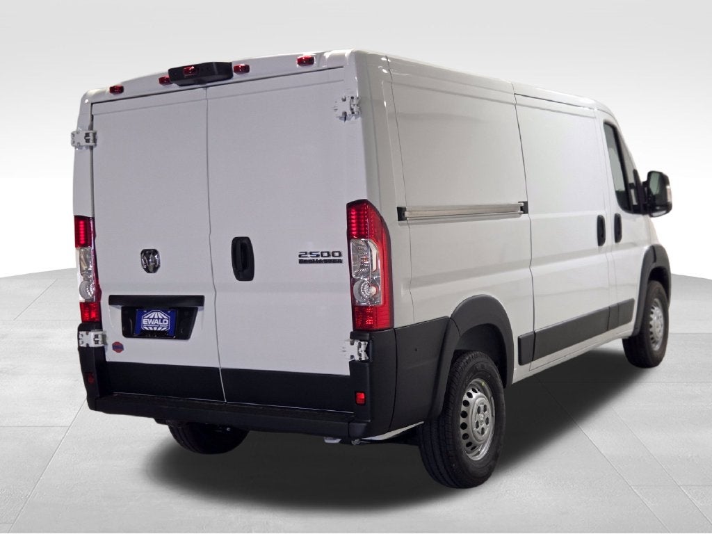 2027 RAM ProMaster 2500 Base