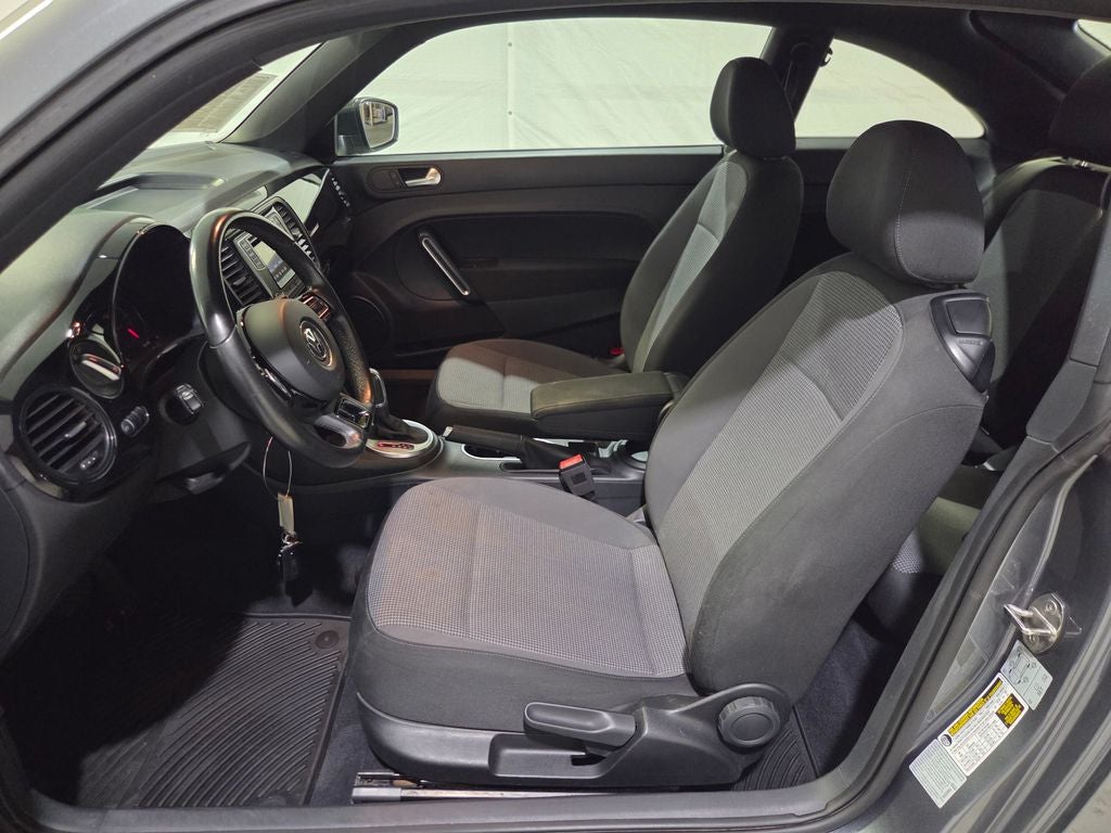 2018 Volkswagen Beetle 2.0T S
