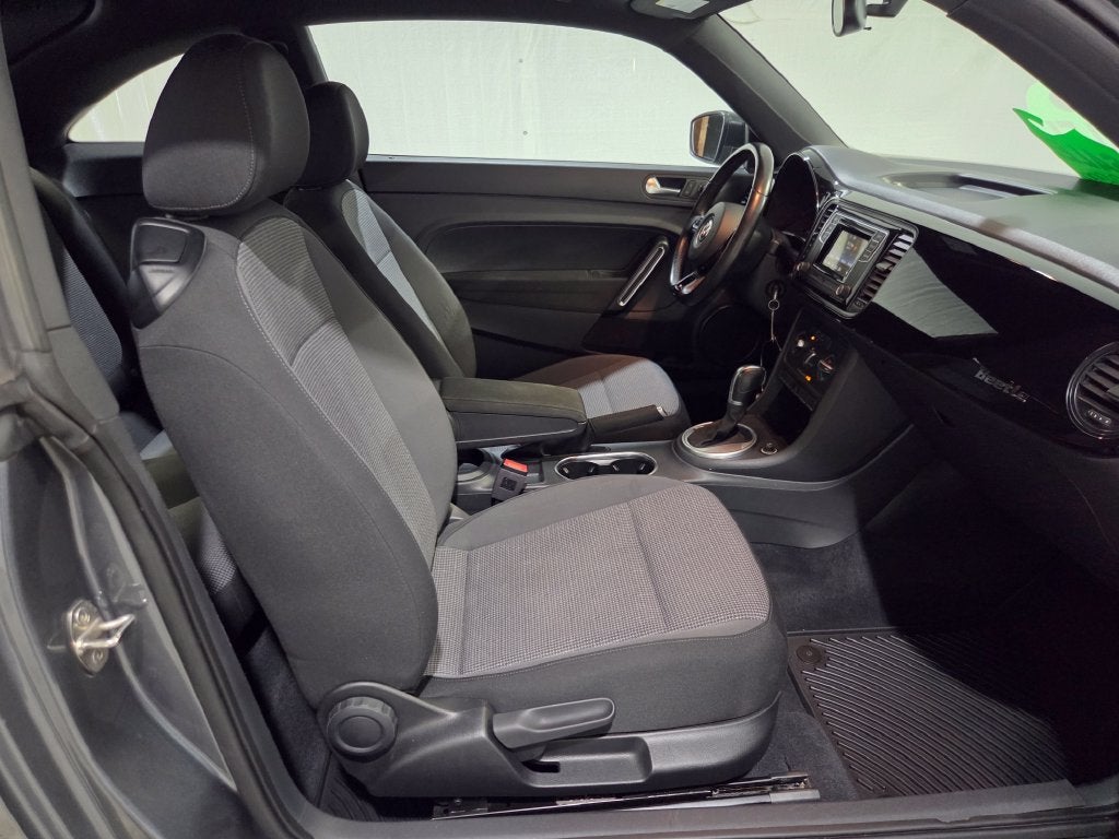 2018 Volkswagen Beetle 2.0T S