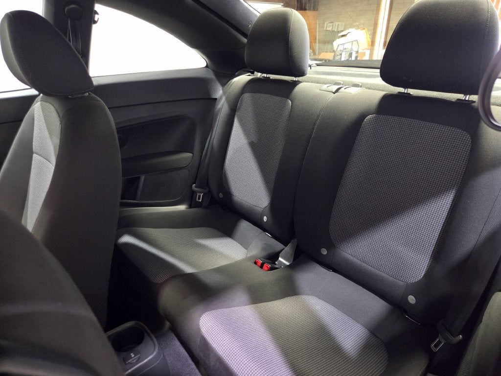 2018 Volkswagen Beetle 2.0T S