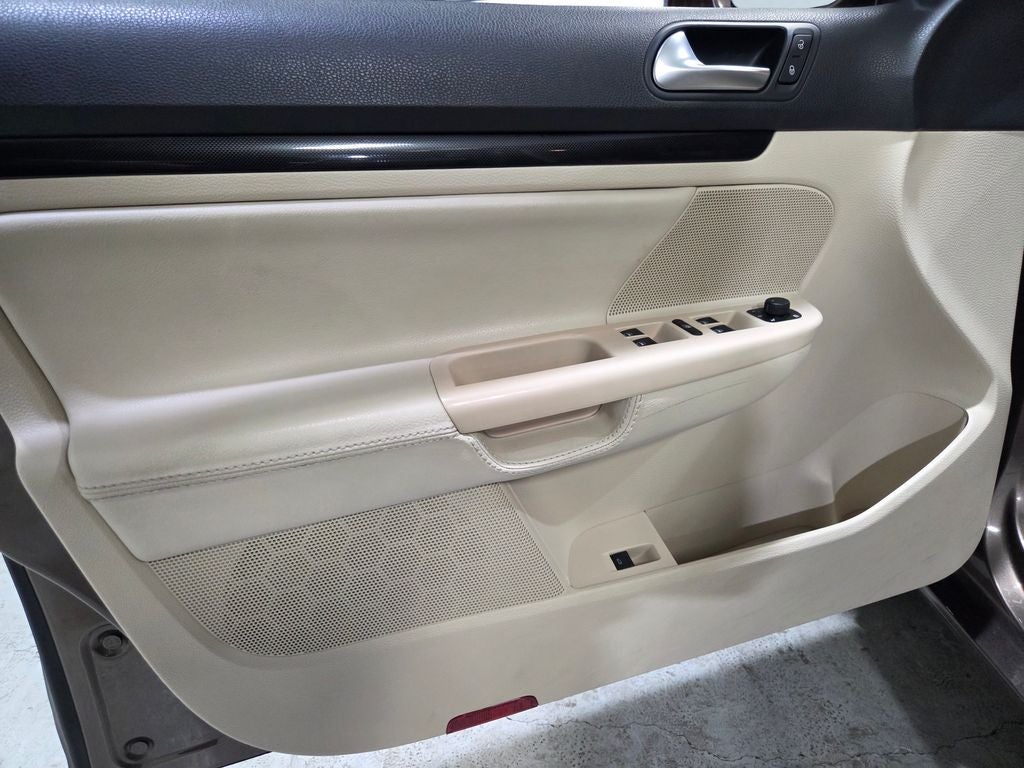 2014 Volkswagen Jetta SportWagen 2.0L TDI