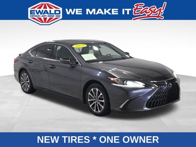 2023 Lexus ES 300h