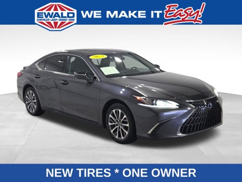 2023 Lexus ES 300h