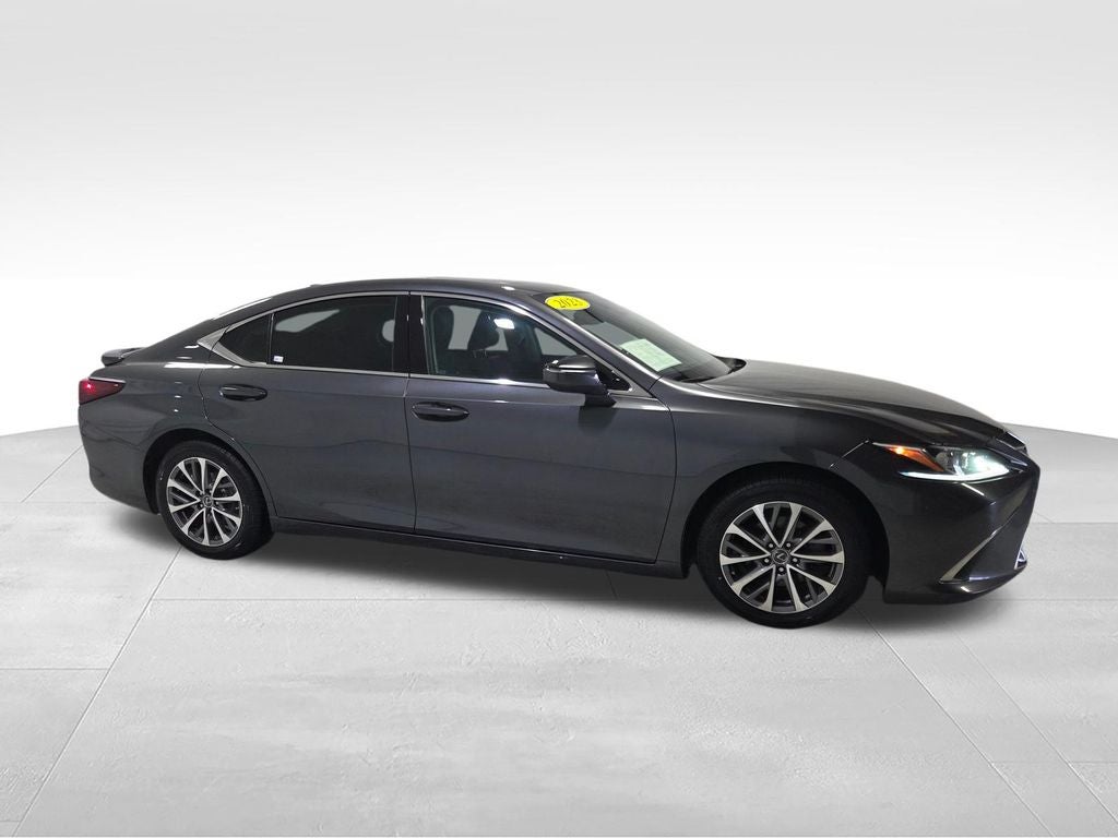 2023 Lexus ES 300h