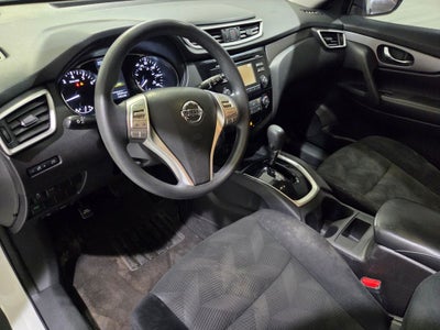2016 Nissan Rogue Base