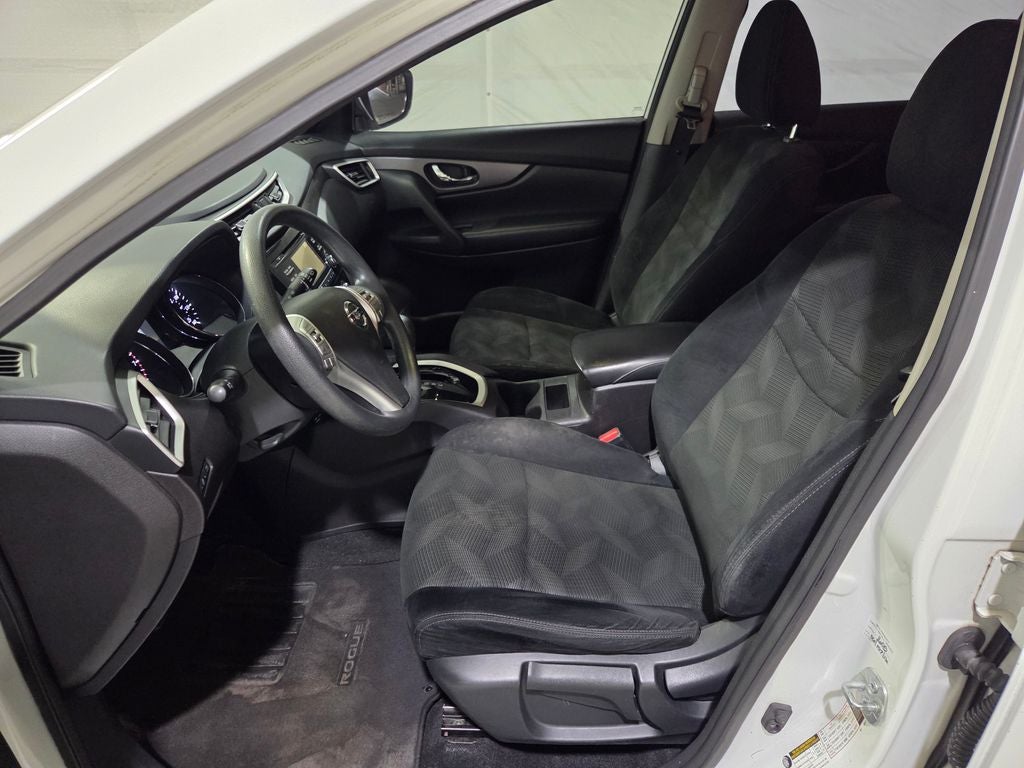 2016 Nissan Rogue Base