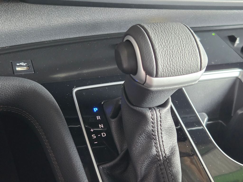 2025 Toyota Sienna Platinum 7 Passenger