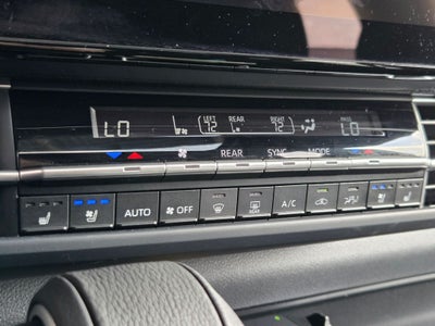 2025 Toyota Sienna Platinum 7 Passenger