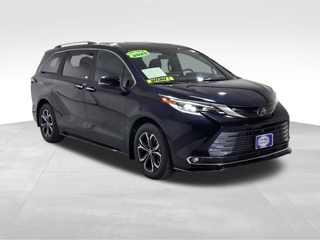 2025 Toyota Sienna Platinum 7 Passenger