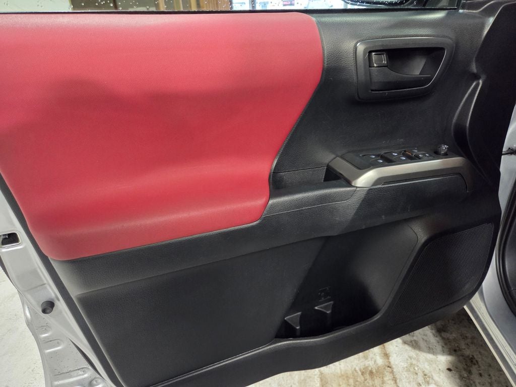 2019 Toyota Tacoma SR5 V6