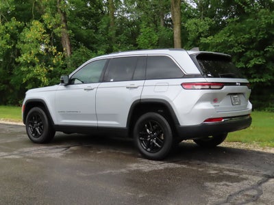 2024 Jeep Grand Cherokee Laredo X