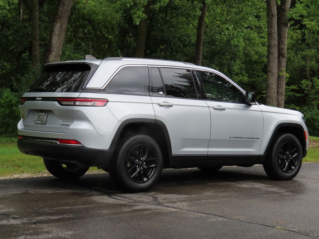 2024 Jeep Grand Cherokee Laredo X