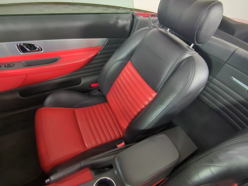 2002 Ford Thunderbird Base