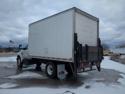 2022 Ford F-750SD Base BOX TRUCK