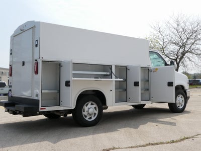 2025 Ford E-350SD Base Cutaway