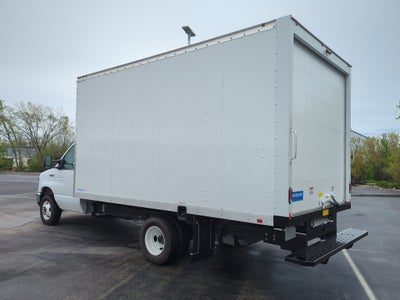 2024 Ford E-450SD Base DRW