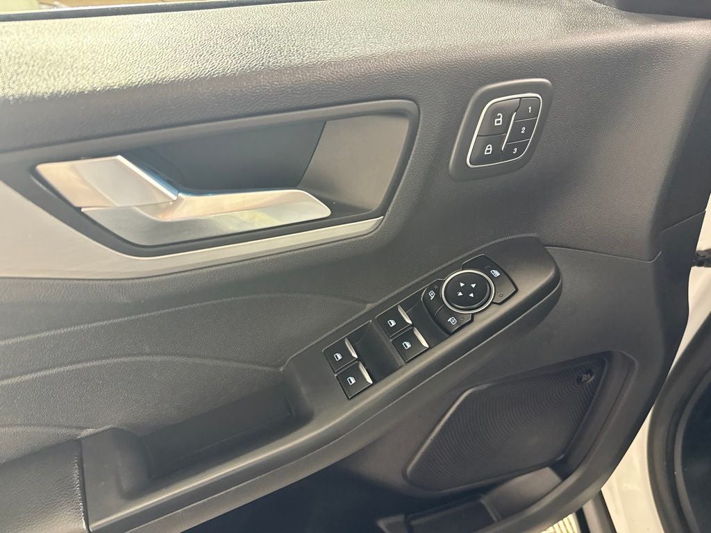 2023 Ford Escape Plug-In Hybrid Base