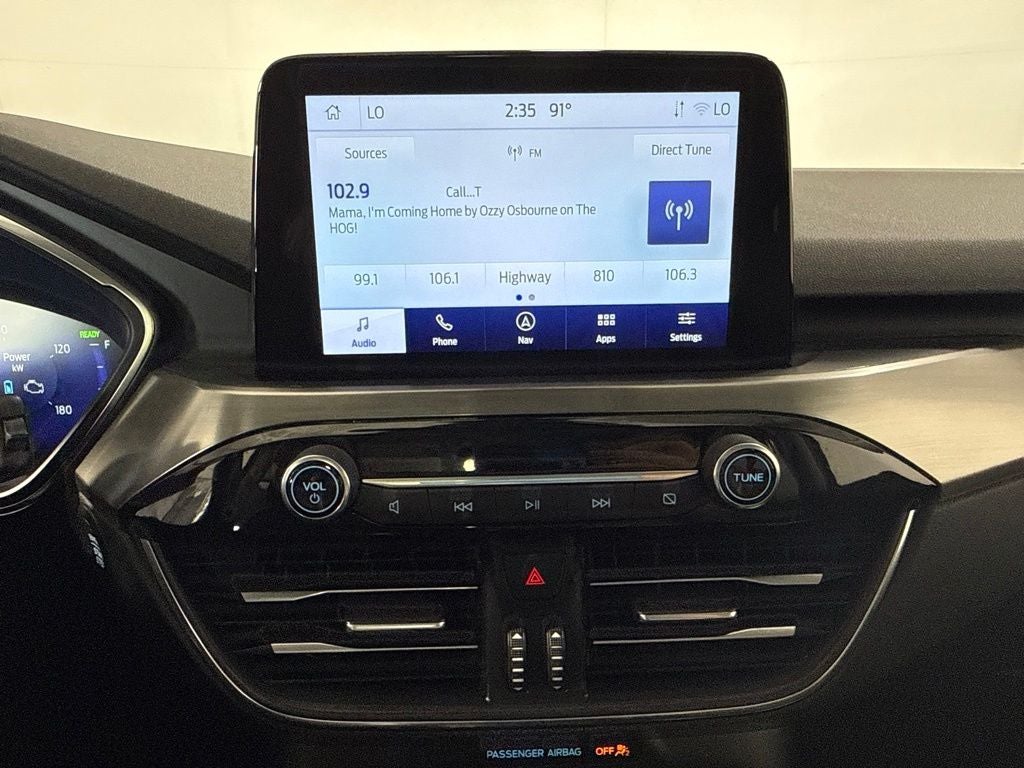 2022 Ford Escape Hybrid Titanium