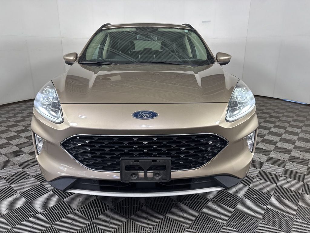 2020 Ford Escape Hybrid Titanium