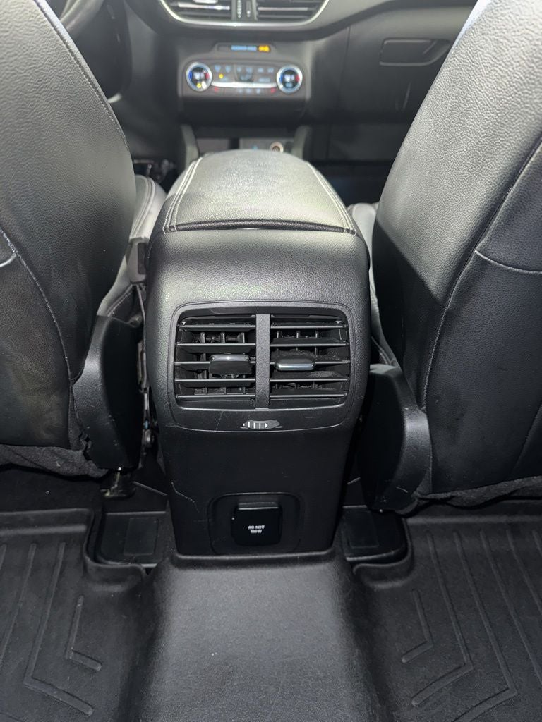 2020 Ford Escape Hybrid Titanium