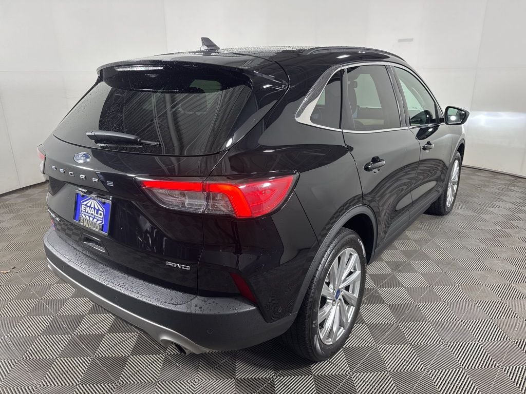 2022 Ford Escape Titanium