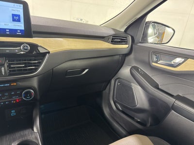 2022 Ford Escape Titanium