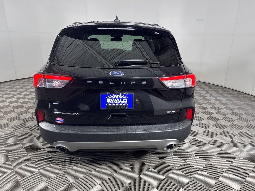 2022 Ford Escape Titanium