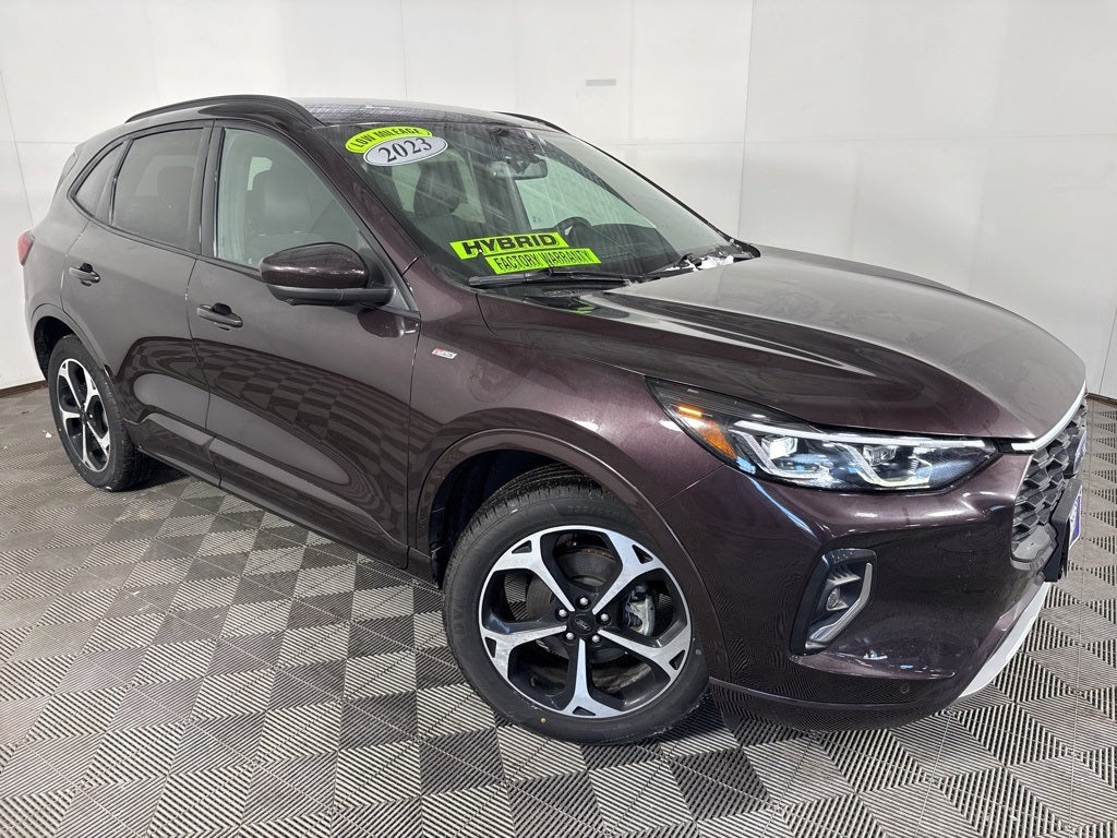 2023 Ford Escape Hybrid ST-Line Elite