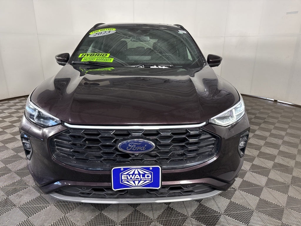 2023 Ford Escape Hybrid ST-Line Elite