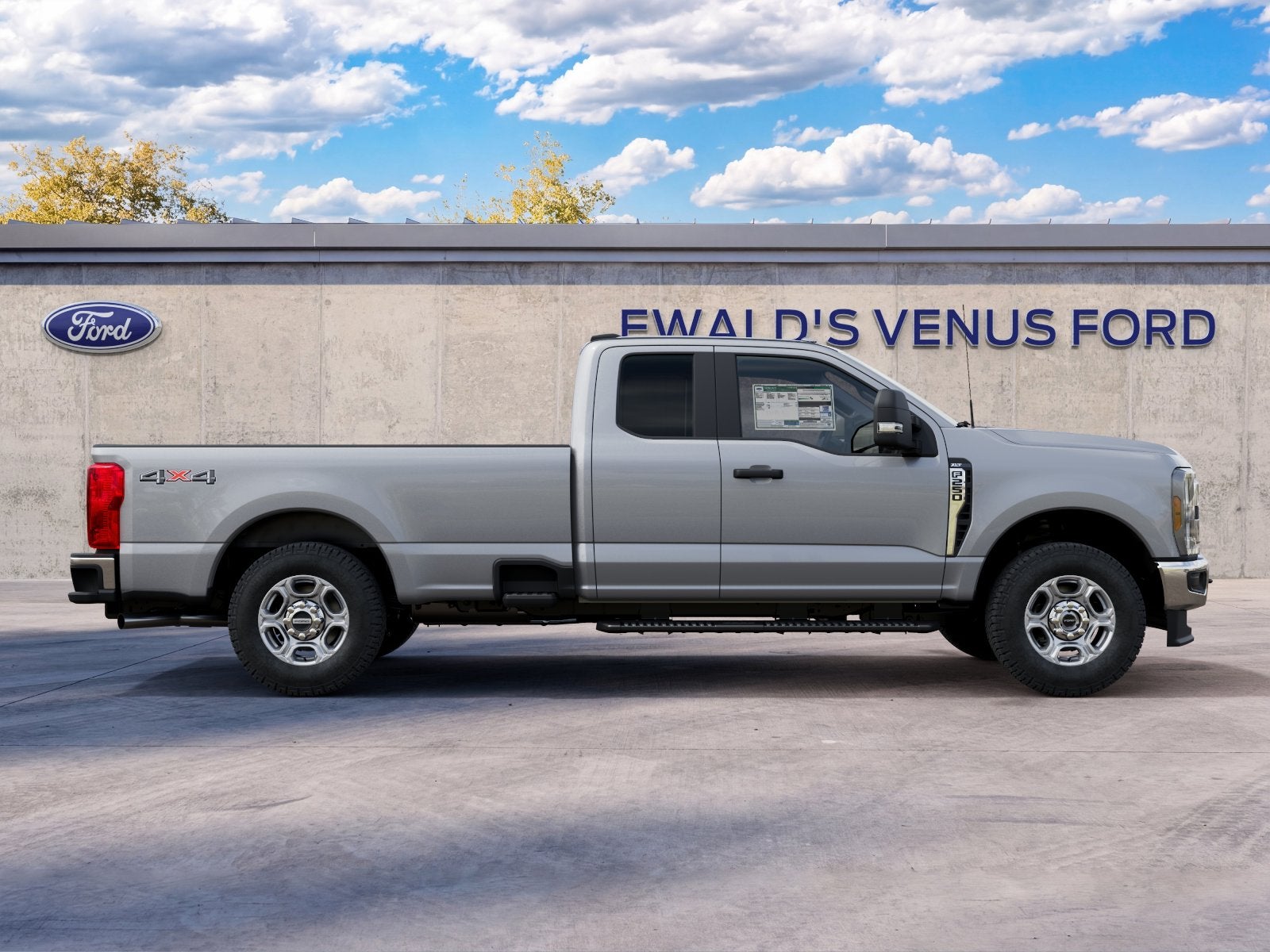 2027 Ford F-250SD XLT