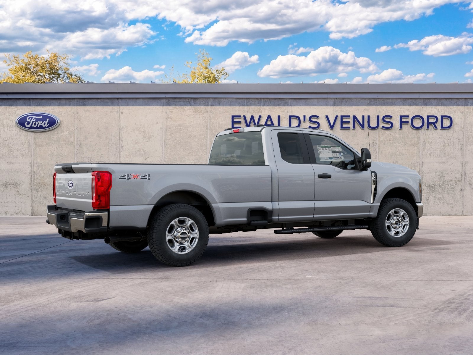2027 Ford F-250SD XLT
