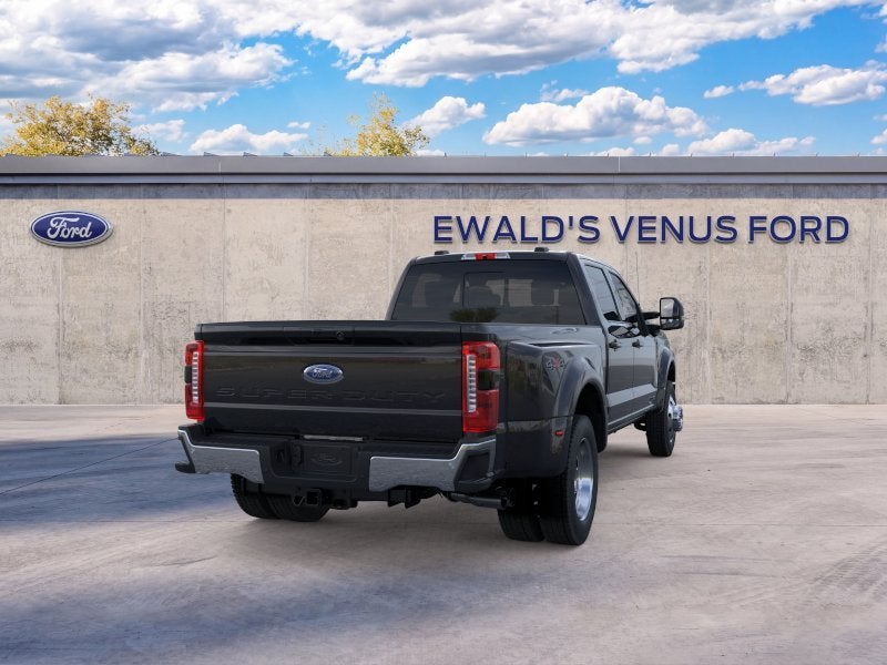 2026 Ford F-450SD Lariat DRW
