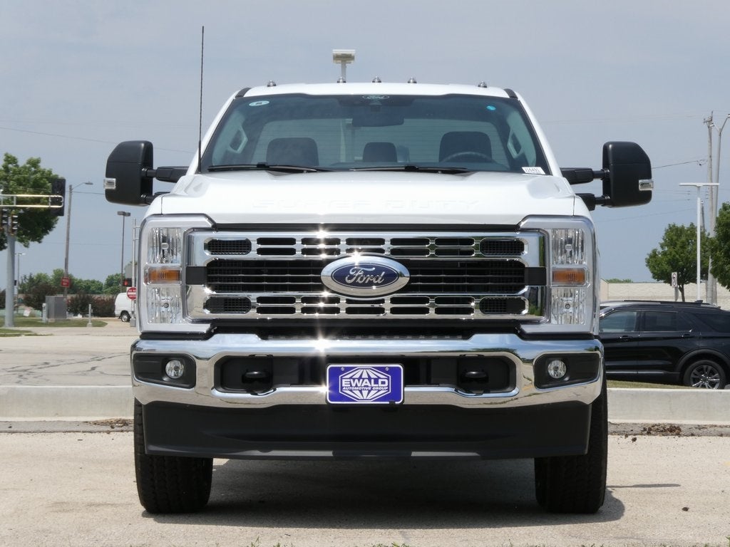 2025 Ford F-350SD XLT