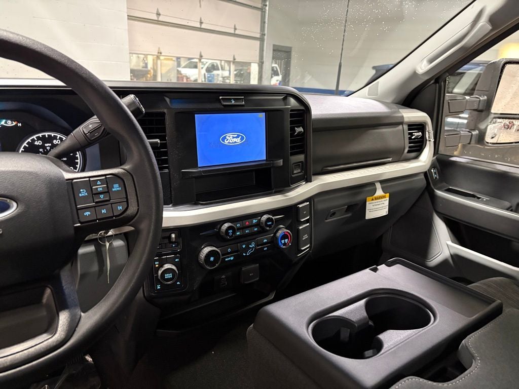 2026 Ford F-350SD XLT