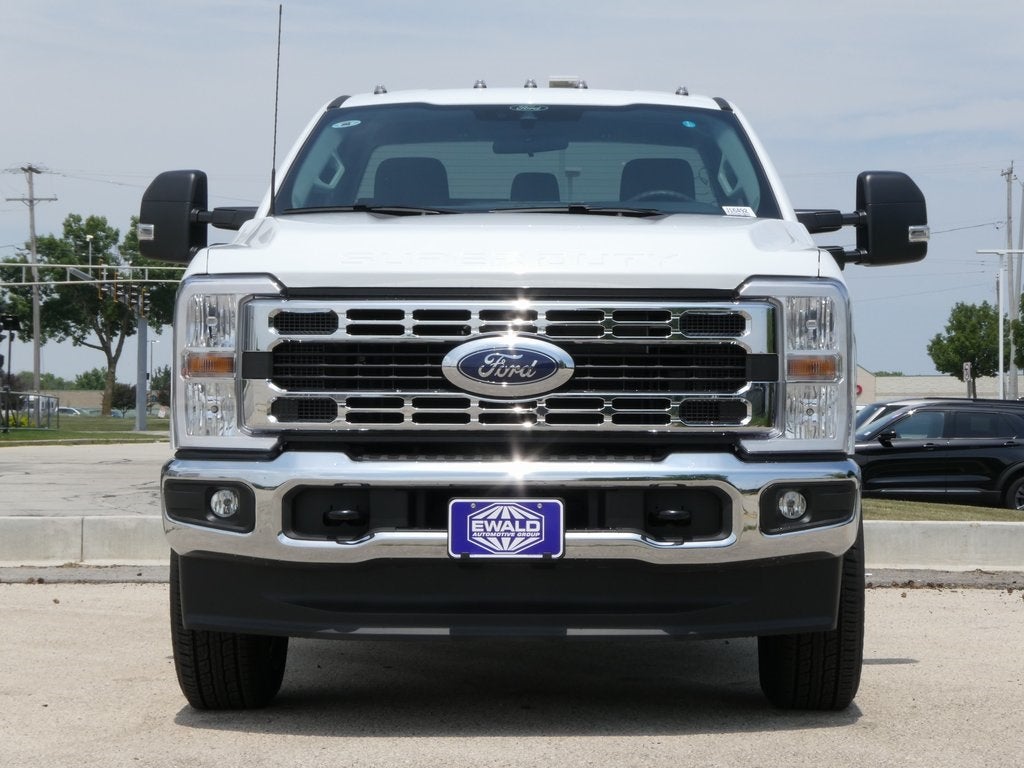 2025 Ford F-350SD XLT