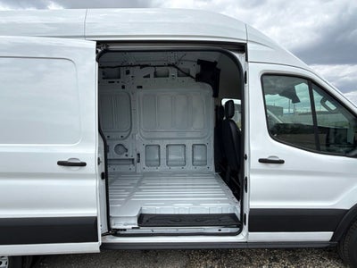 2022 Ford Transit-350 Base