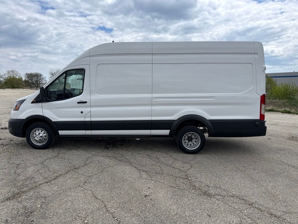 2022 Ford Transit-350 Base