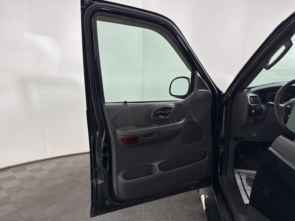 2003 Ford F-150 Base