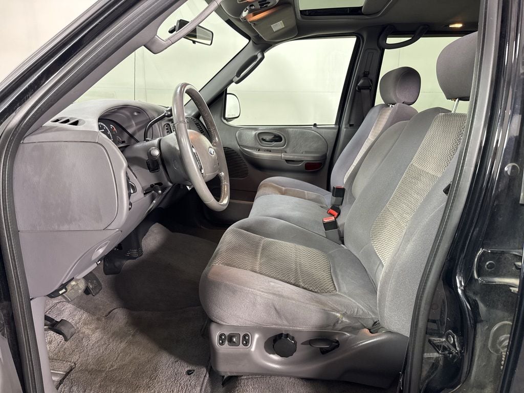 2003 Ford F-150 Base
