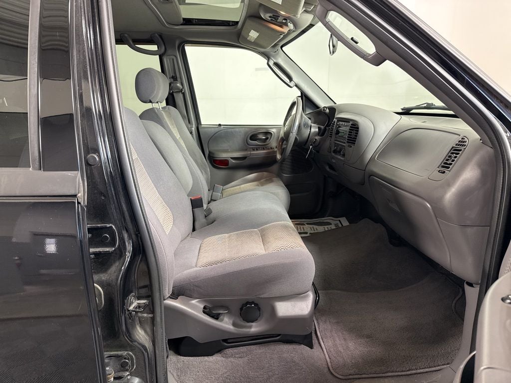 2003 Ford F-150 Base