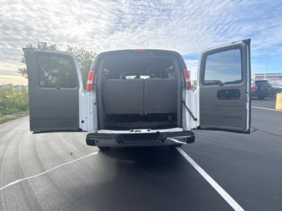 2025 Chevrolet Express 3500 LT Passenger